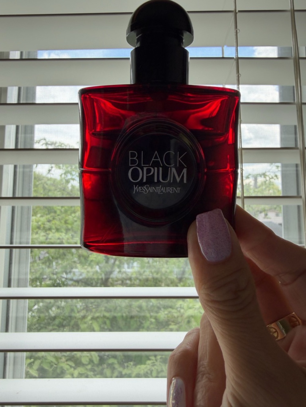 Yves Saint Laurent 
Black Opium Eau de Parfum Over Red 30ML m - Picture 3 of 3